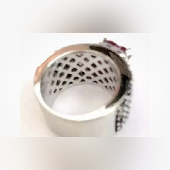Victoria Wieck Ruby Spinel White Topaz Heart Silver Band Ring Size 7